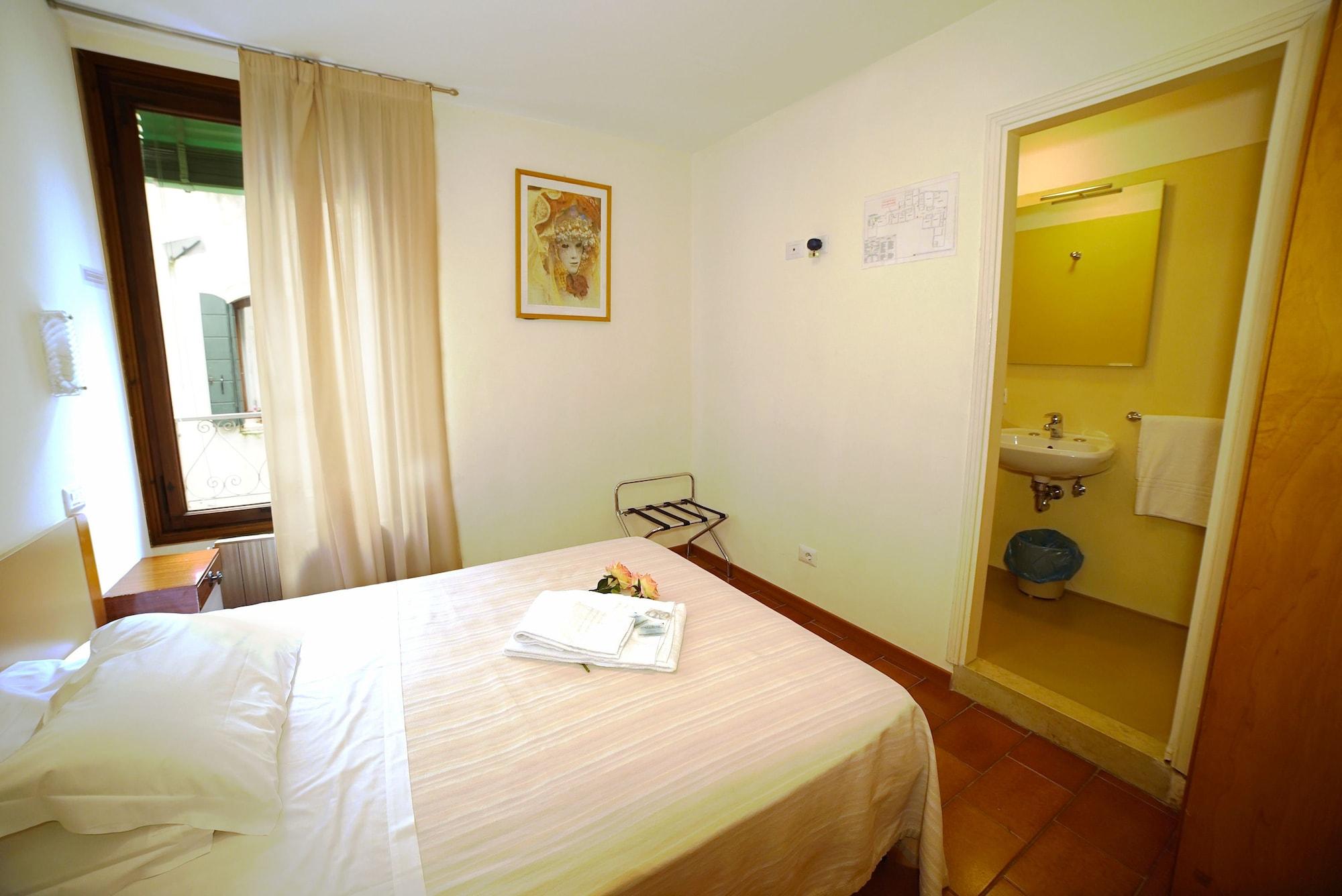 Hotel Canada Venice Luaran gambar