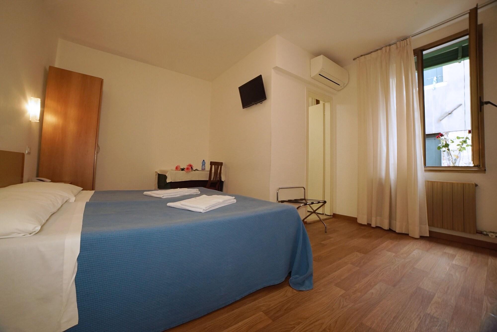 Hotel Canada Venice Luaran gambar