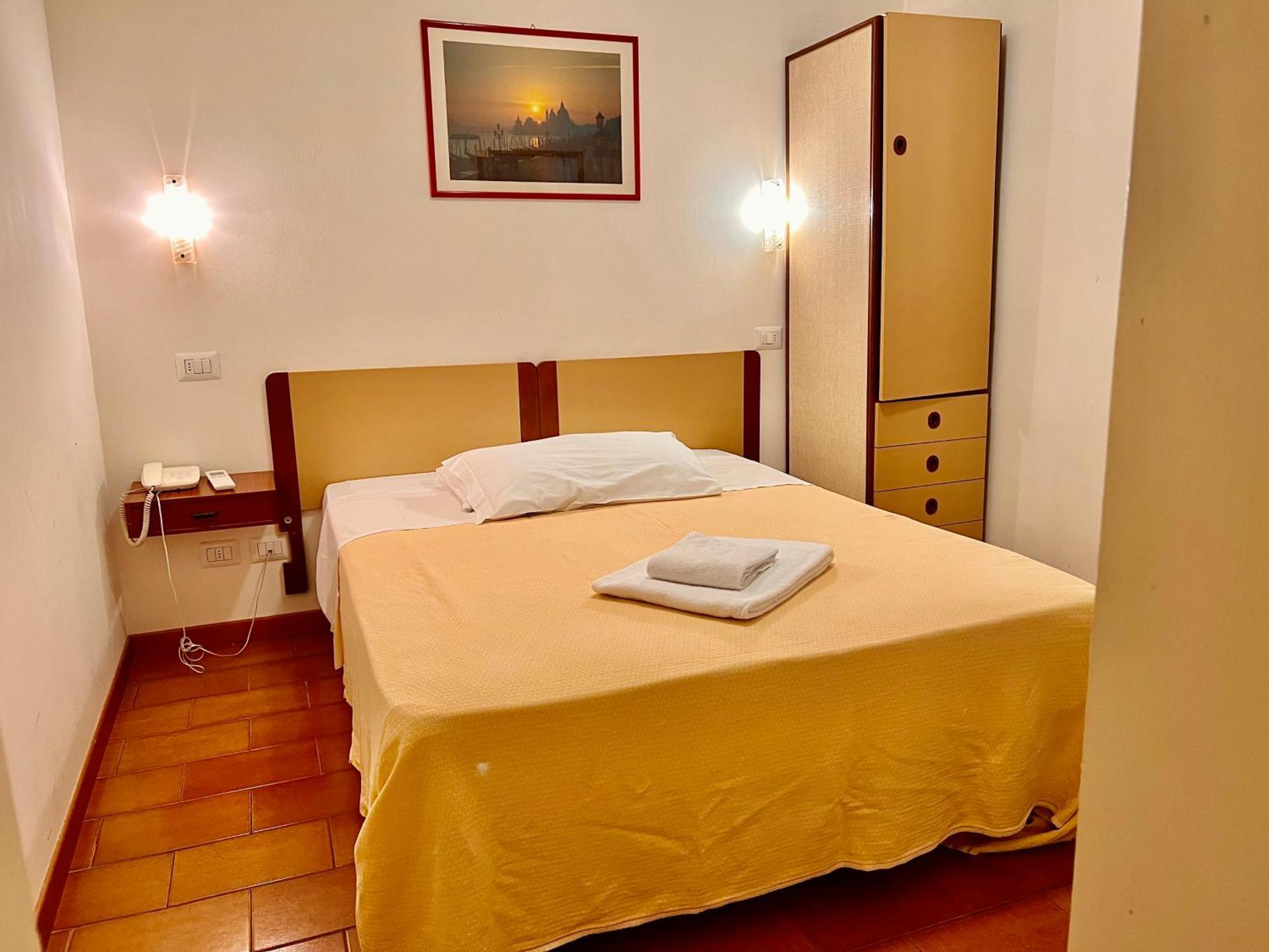 Hotel Canada Venice Luaran gambar